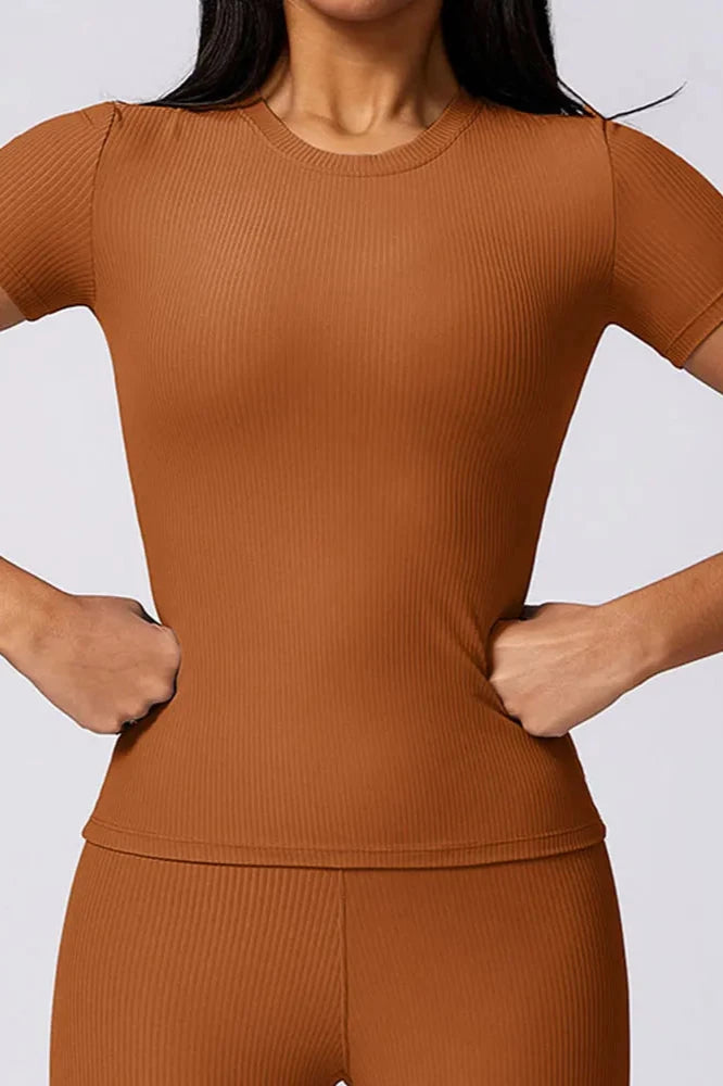 Quick-Dry Ribbed Yoga Crop Top