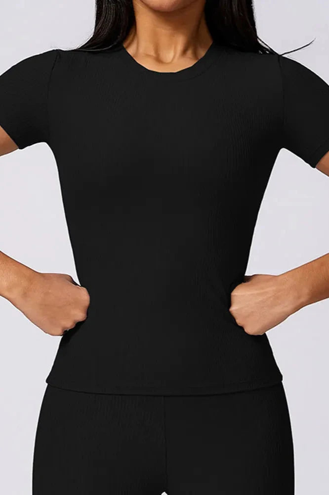 Quick-Dry Ribbed Yoga Crop Top